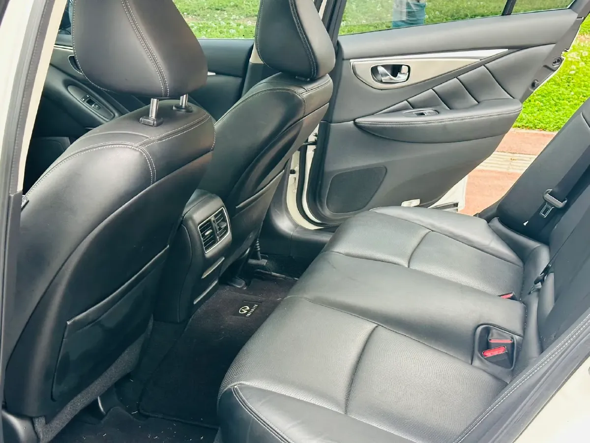 2016 Infiniti Q50L 2.0T 211HP L4 7AT,autocango,china used car exporter,china ev exporter,chinese used car exporter,chinese used ev exporter