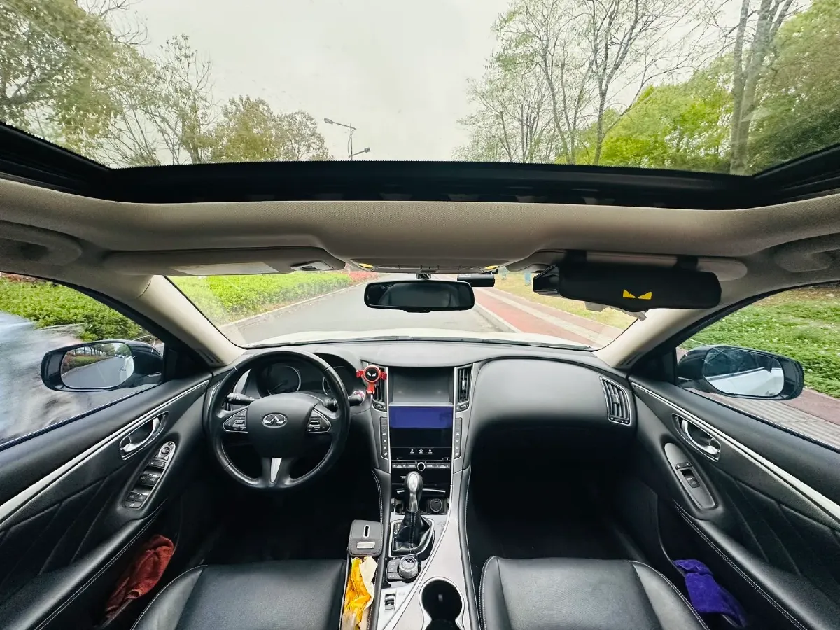 2016 Infiniti Q50L 2.0T 211HP L4 7AT,autocango,china used car exporter,china ev exporter,chinese used car exporter,chinese used ev exporter