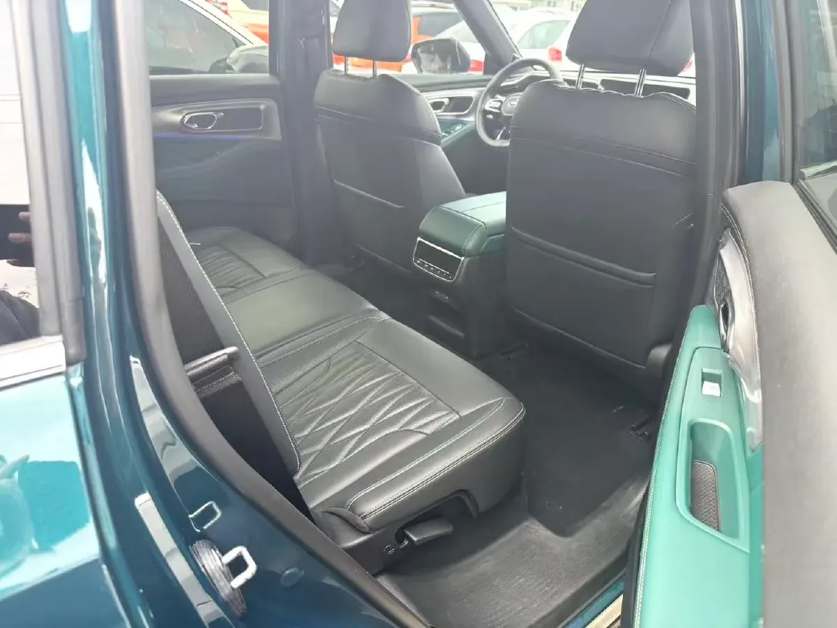 2022 GAC Trumpchi GS8 2.0T 190HP L4 E-CVT Hybrid,autocango,china used car exporter,china ev exporter,chinese used car exporter,chinese used ev exporter