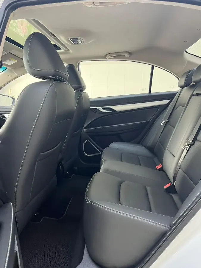 2017 Geely Emgrand 1.5L 109HP L4 5MT,autocango,china used car exporter,china ev exporter,chinese used car exporter,chinese used ev exporter