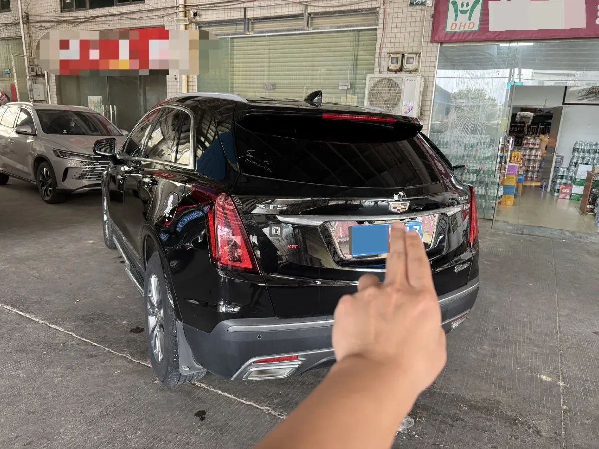 2021 Cadillac XT5 2.0T 237HP L4 9AT,autocango,china used car exporter,china ev exporter,chinese used car exporter,chinese used ev exporter