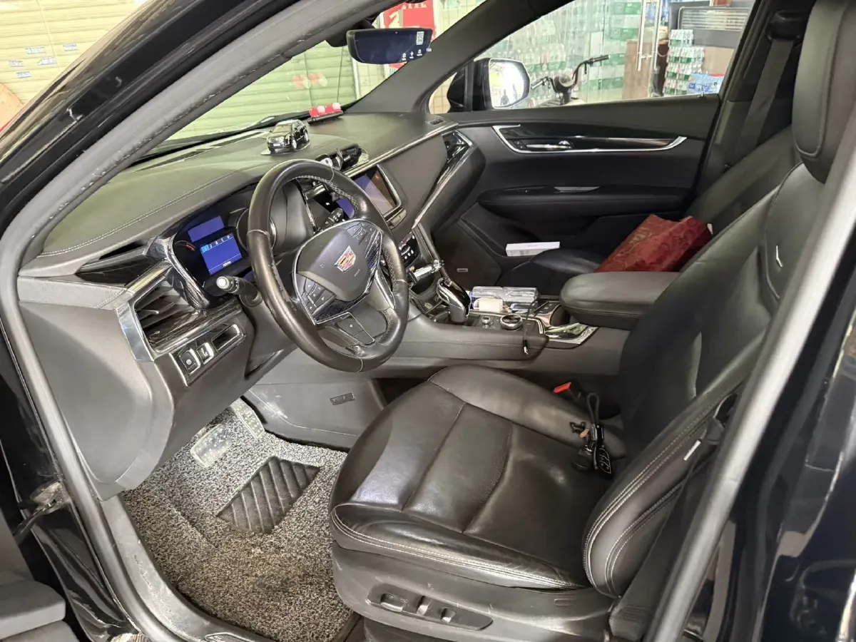 2021 Cadillac XT5 2.0T 237HP L4 9AT,autocango,china used car exporter,china ev exporter,chinese used car exporter,chinese used ev exporter