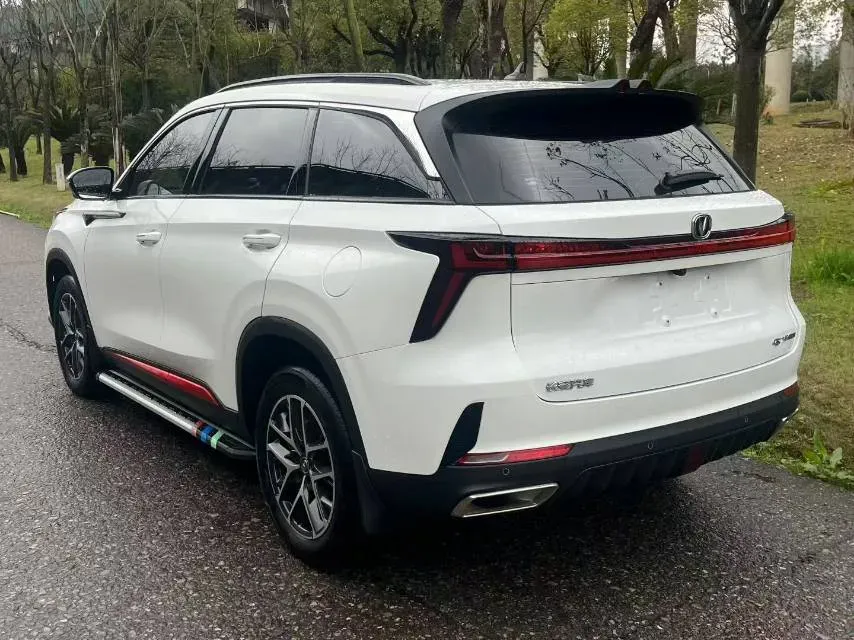 2022 ChangAn CS75 Plus 1.5T 188HP L4 8AT,autocango,china used car exporter,china ev exporter,chinese used car exporter,chinese used ev exporter