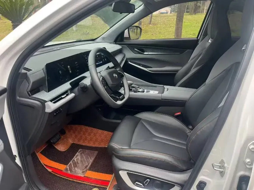 2022 ChangAn CS75 Plus 1.5T 188HP L4 8AT,autocango,china used car exporter,china ev exporter,chinese used car exporter,chinese used ev exporter