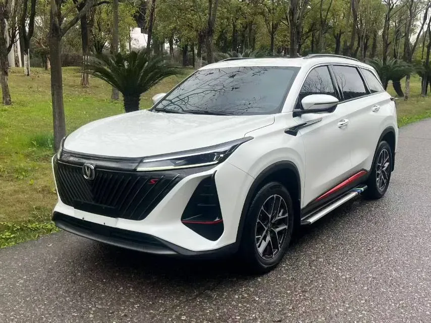 2022 ChangAn CS75 Plus 1.5T 188HP L4 8AT,autocango,china used car exporter,china ev exporter,chinese used car exporter,chinese used ev exporter