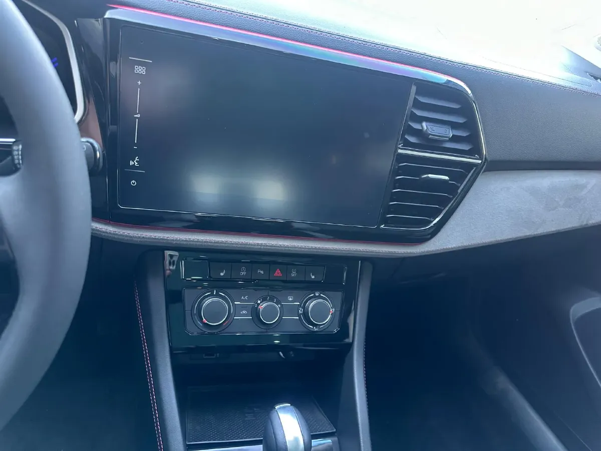 2022 Jetta VS7 1.4T 150HP L4 6AT,autocango,china used car exporter,china ev exporter,chinese used car exporter,chinese used ev exporter