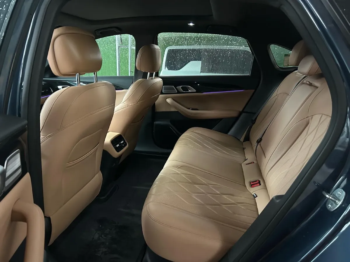 2025 Geely Galaxy A7 1.5L 112HP L4 1DHT PHEV,autocango,china used car exporter,china ev exporter,chinese used car exporter,chinese used ev exporter