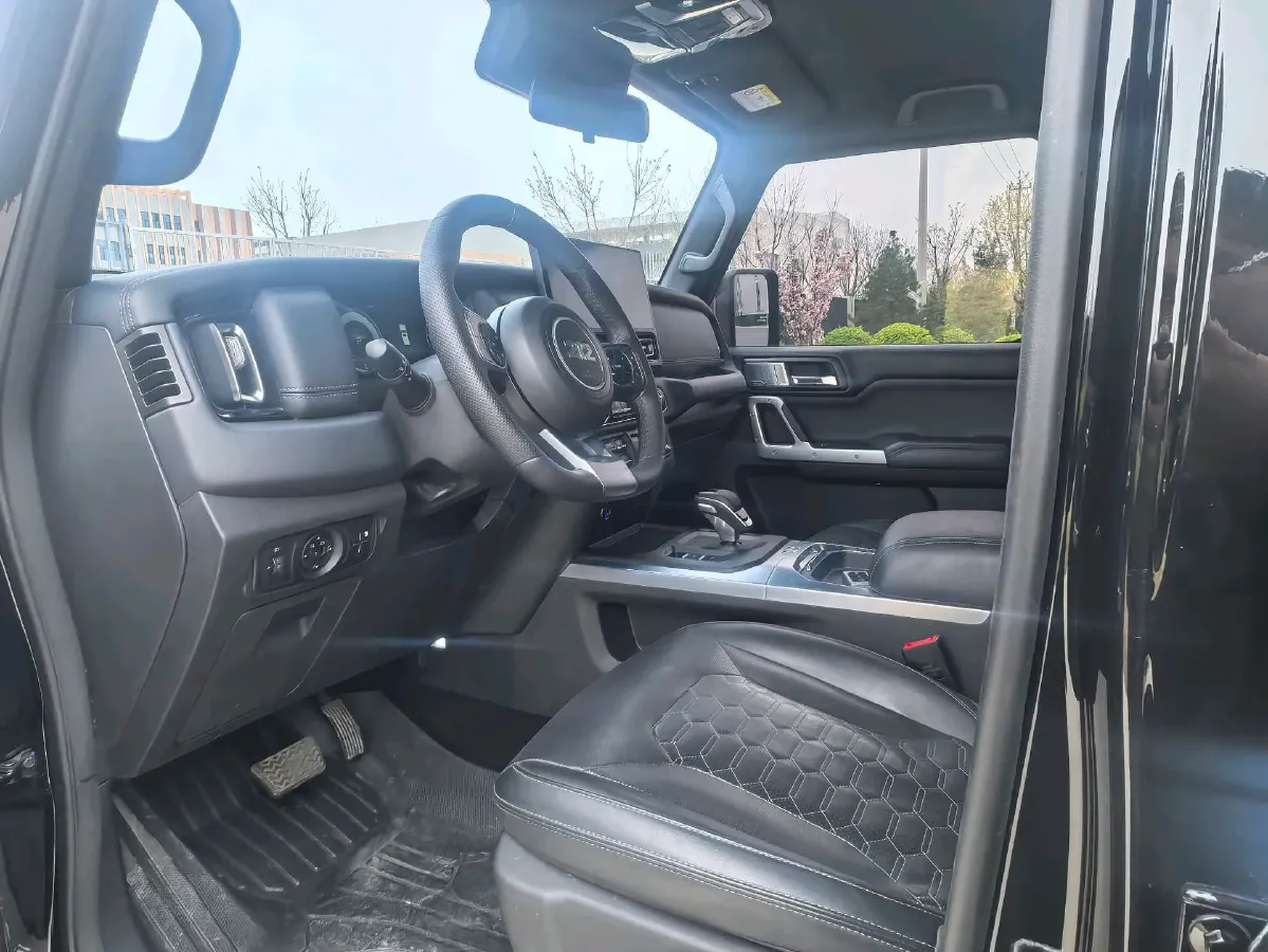 2024 212 212 T01 2.0T 252HP L4 8AT,autocango,china used car exporter,china ev exporter,chinese used car exporter,chinese used ev exporter