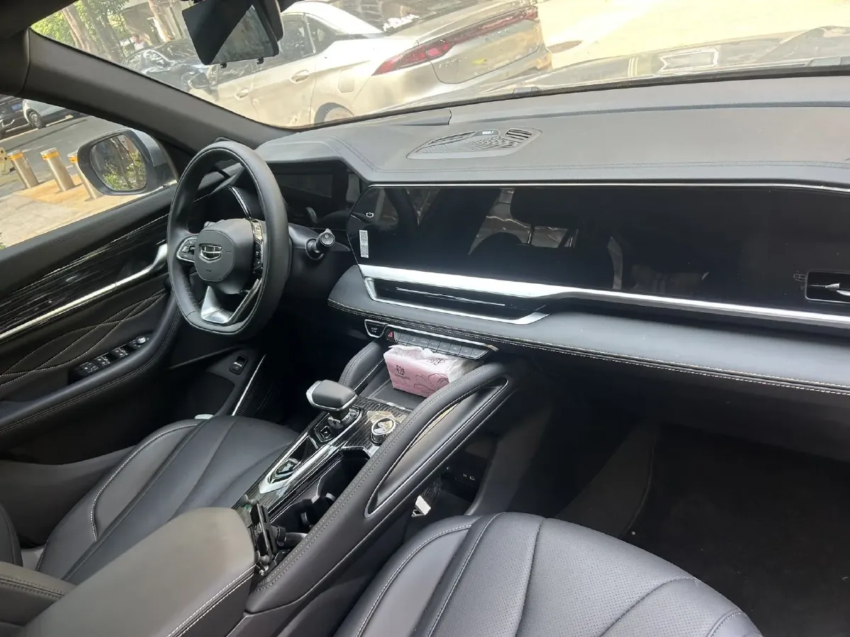 2024 Geely Monjaro 2.0T 218HP L4 7DCT,autocango,china used car exporter,china ev exporter,chinese used car exporter,chinese used ev exporter