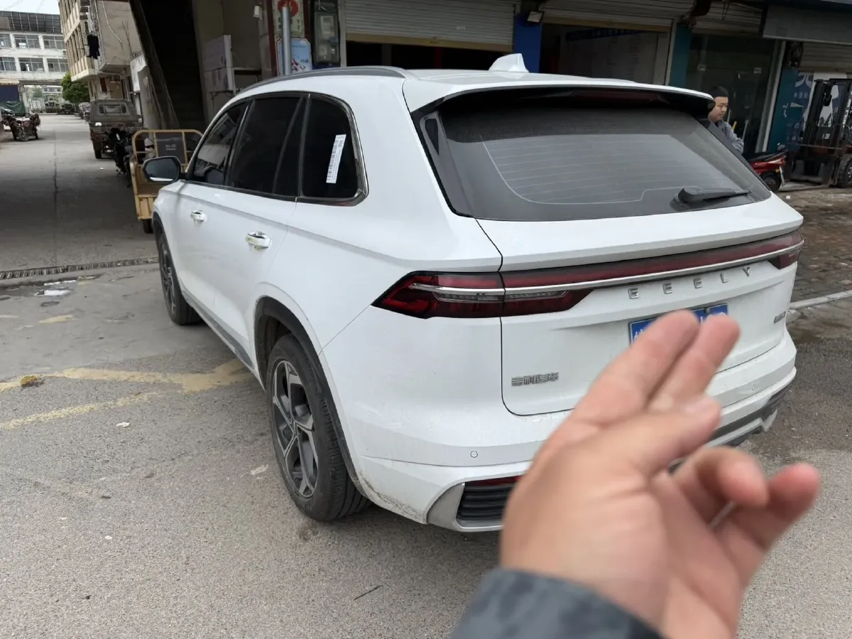 2024 Geely Monjaro 2.0T 238HP L4 8AT,autocango,china used car exporter,china ev exporter,chinese used car exporter,chinese used ev exporter