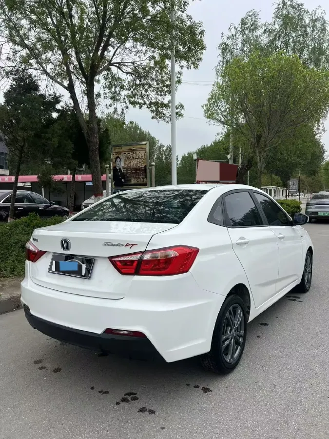 2021 ChangAn Eado DT 1.6L 125HP L4 4AT,autocango,china used car exporter,china ev exporter,chinese used car exporter,chinese used ev exporter