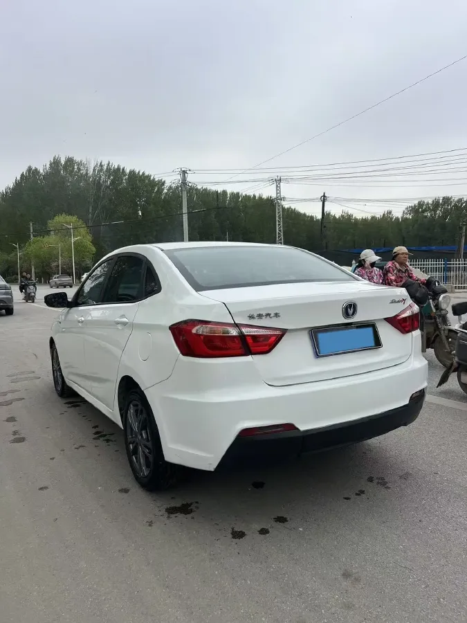2021 ChangAn Eado DT 1.6L 125HP L4 4AT,autocango,china used car exporter,china ev exporter,chinese used car exporter,chinese used ev exporter