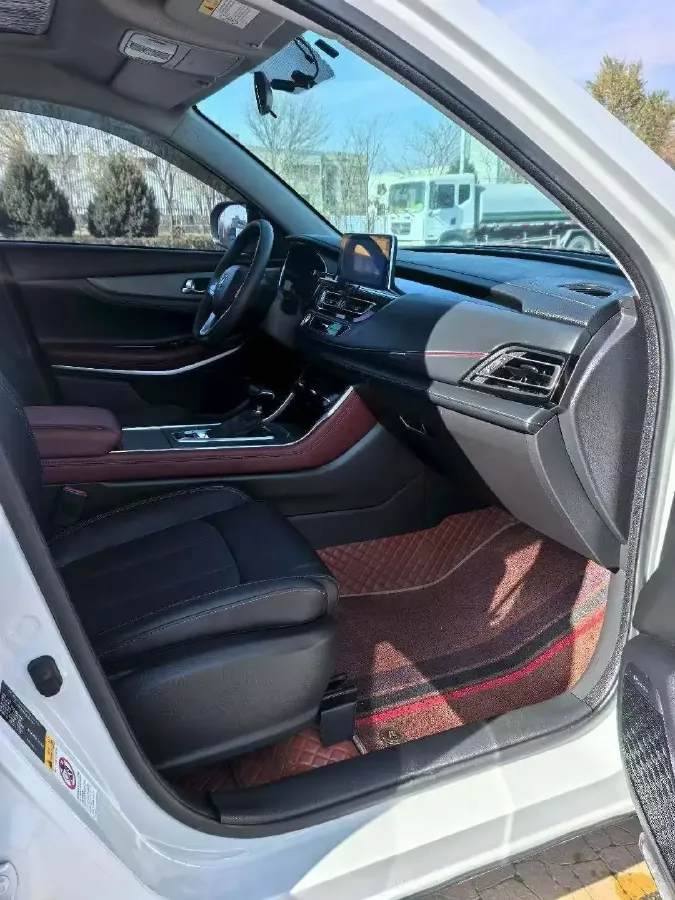 2022 ChangAn CS75 1.5T 180HP L4 7DCT,autocango,china used car exporter,china ev exporter,chinese used car exporter,chinese used ev exporter