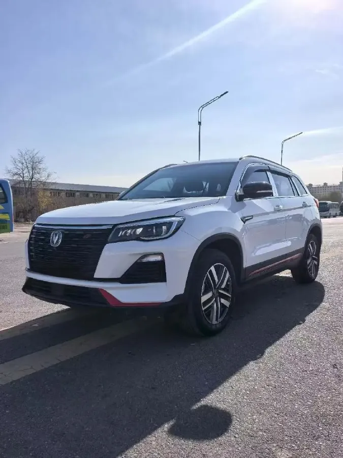 2022 ChangAn CS75 1.5T 180HP L4 7DCT,autocango,china used car exporter,china ev exporter,chinese used car exporter,chinese used ev exporter