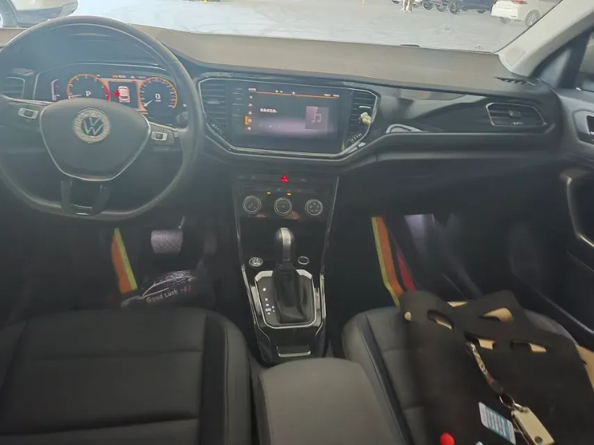 2022 Volkswagen T-Roc 1.4T 150HP L4 7DCT,autocango,china used car exporter,china ev exporter,chinese used car exporter,chinese used ev exporter