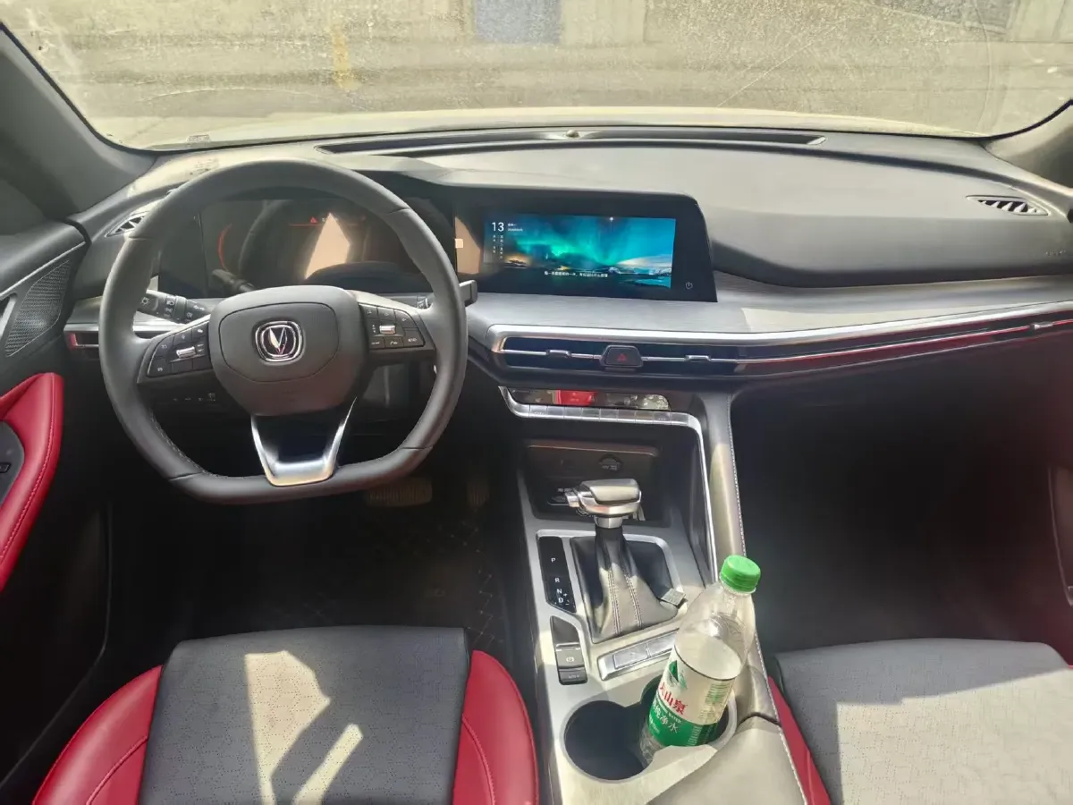 2021 ChangAn CS35 Plus 1.4T 160HP L4 7DCT,autocango,china used car exporter,china ev exporter,chinese used car exporter,chinese used ev exporter