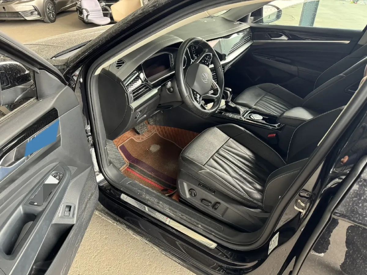 2021 Volkswagen Passat 2.0T 186HP L4 7DCT,autocango,china used car exporter,china ev exporter,chinese used car exporter,chinese used ev exporter