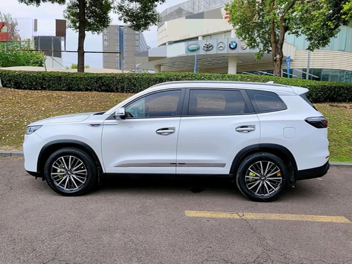 2022 Chery Tiggo 8 PRO 1.6T 197HP L4 7DCT,autocango,china used car exporter,china ev exporter,chinese used car exporter,chinese used ev exporter