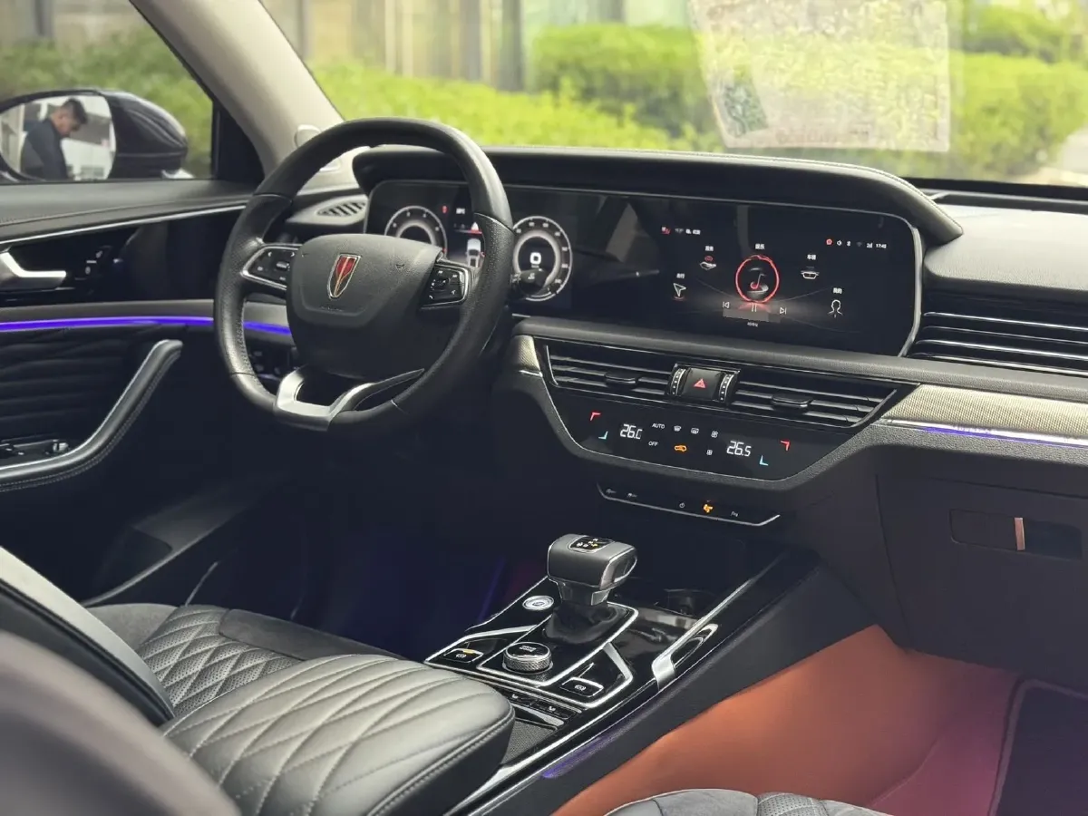 2022 HongQi HS5 2.0T 224HP L4 6AT,autocango,china used car exporter,china ev exporter,chinese used car exporter,chinese used ev exporter