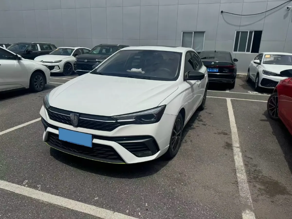 2021 Roewe i5 1.5L 120HP L4 CVT,autocango,china used car exporter,china ev exporter,chinese used car exporter,chinese used ev exporter