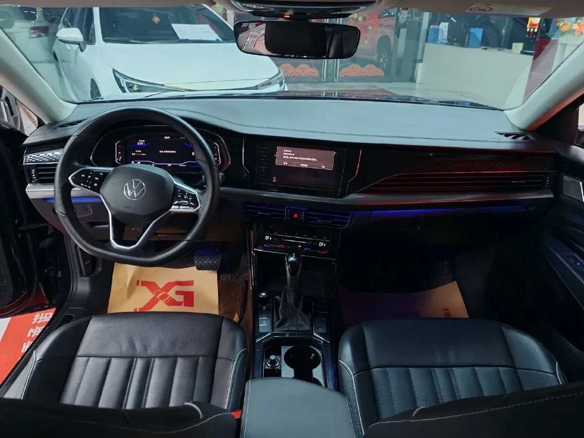 2023 Volkswagen Passat 2.0T 186HP L4 7DCT,autocango,china used car exporter,china ev exporter,chinese used car exporter,chinese used ev exporter