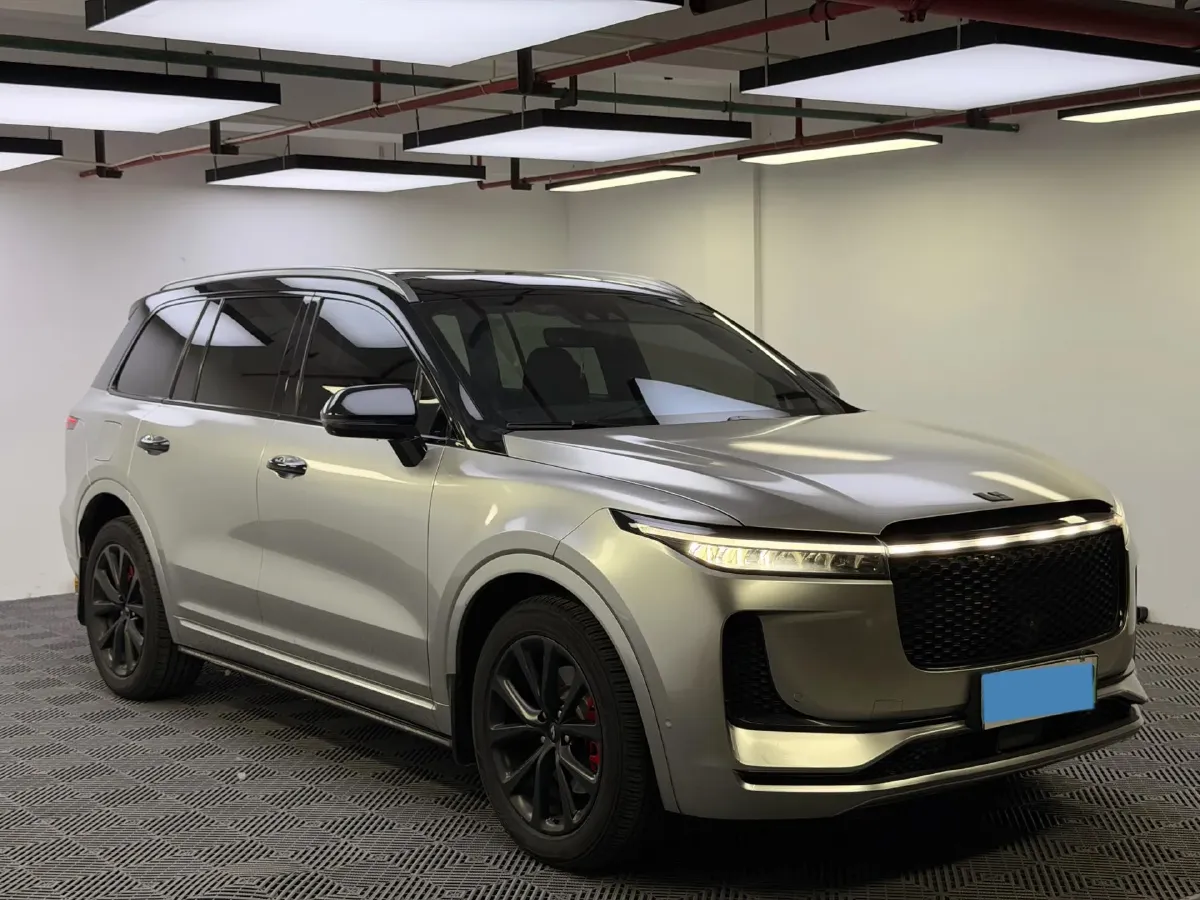 2021 Li ONE Range Extended 131HP REEV 40.5KWH,autocango,china used car exporter,china ev exporter,chinese used car exporter,chinese used ev exporter