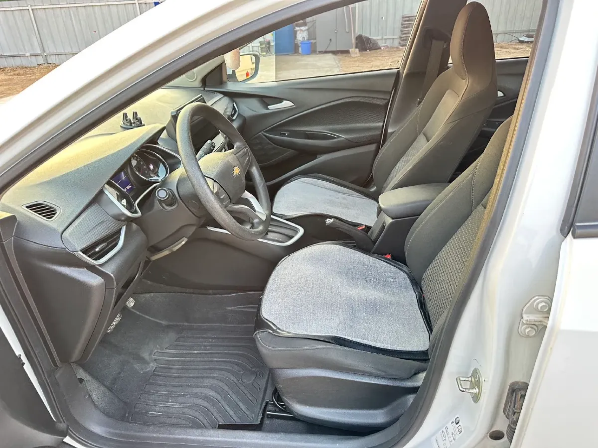 2020 Chevrolet Cavalier 1.0T 125HP L3 6AT,autocango,china used car exporter,china ev exporter,chinese used car exporter,chinese used ev exporter