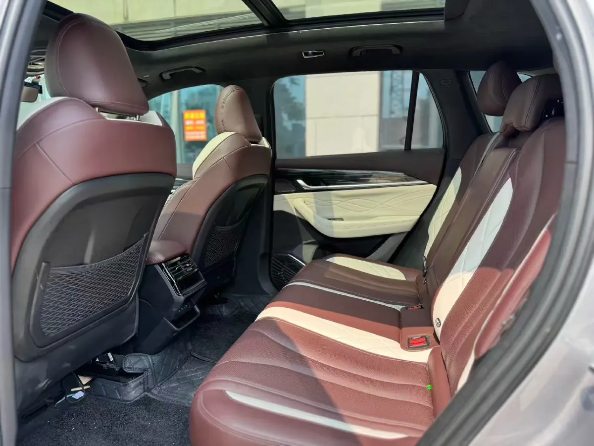 2021 Geely Monjaro 2.0T 218HP L4 7DCT,autocango,china used car exporter,china ev exporter,chinese used car exporter,chinese used ev exporter