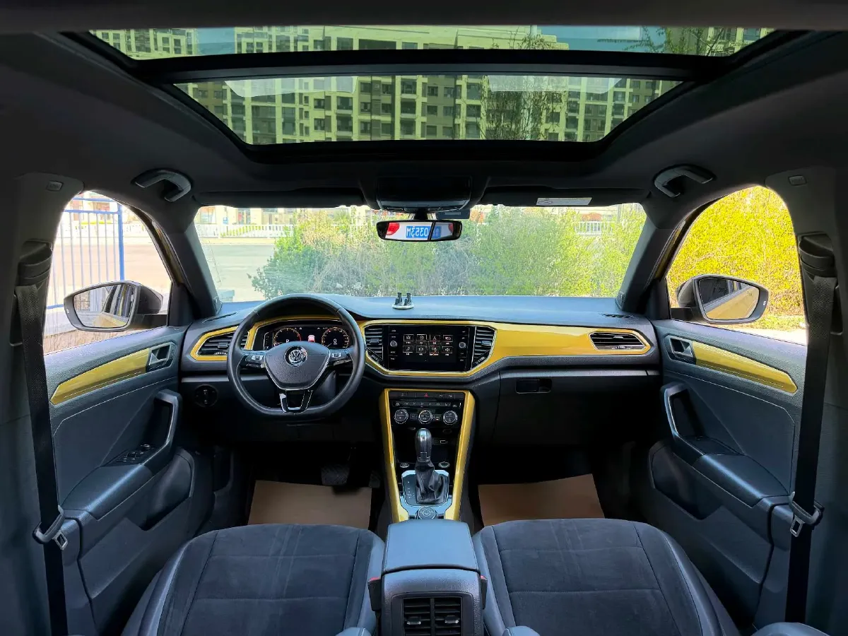 2018 Ford Kuga 1.5T 181HP L4 6AT,autocango,china used car exporter,china ev exporter,chinese used car exporter,chinese used ev exporter