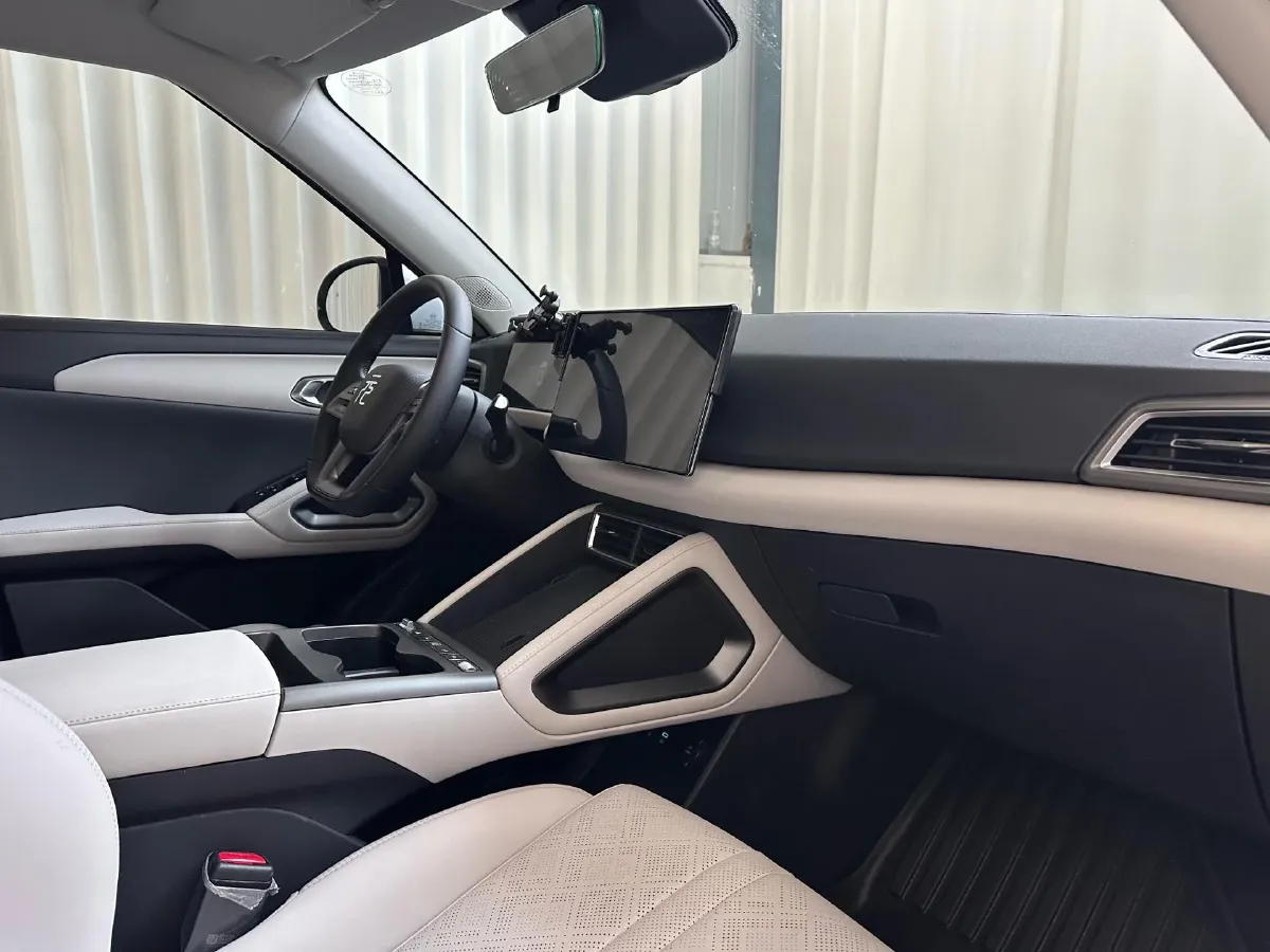 2025 BYD YuanUP BEV 45.12KWH,autocango,china used car exporter,china ev exporter,chinese used car exporter,chinese used ev exporter