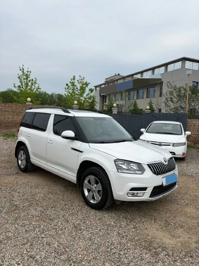 2017 Skoda Yeti 1.4T 150HP L4 7DCT,autocango,china used car exporter,china ev exporter,chinese used car exporter,chinese used ev exporter