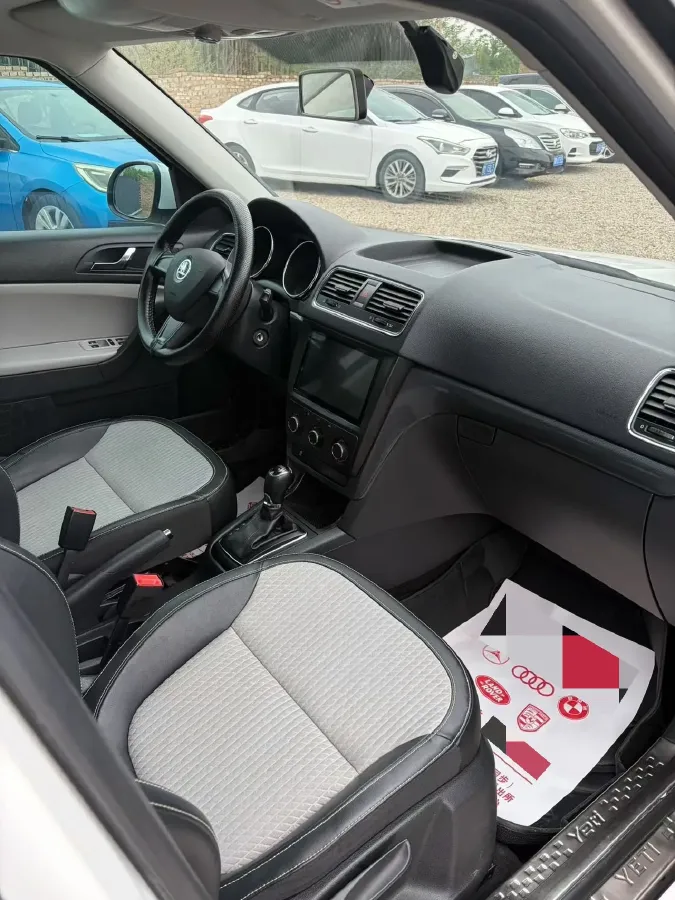 2017 Skoda Yeti 1.4T 150HP L4 7DCT,autocango,china used car exporter,china ev exporter,chinese used car exporter,chinese used ev exporter