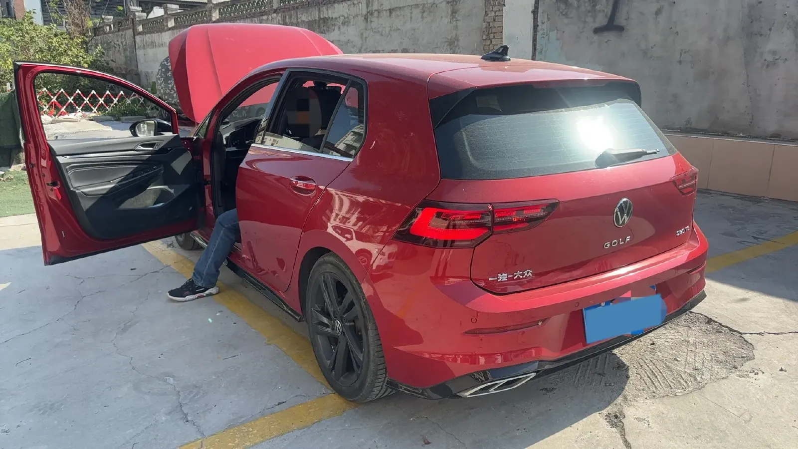 2023 Volkswagen Golf 1.4T 150HP L4 7DCT,autocango,china used car exporter,china ev exporter,chinese used car exporter,chinese used ev exporter