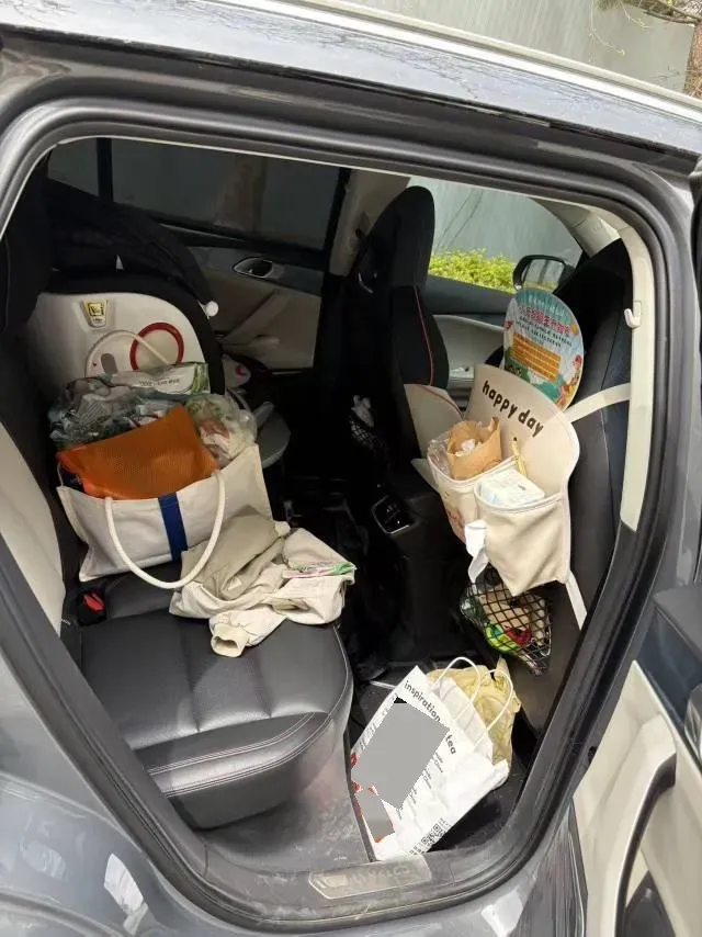 2020 LYNK&CO 06 1.5T 177HP L3 7DCT,autocango,china used car exporter,china ev exporter,chinese used car exporter,chinese used ev exporter