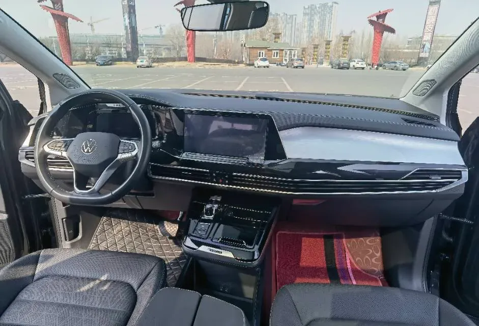 2024 Volkswagen Talagon 2.0T 220HP L4 7DCT,autocango,china used car exporter,china ev exporter,chinese used car exporter,chinese used ev exporter