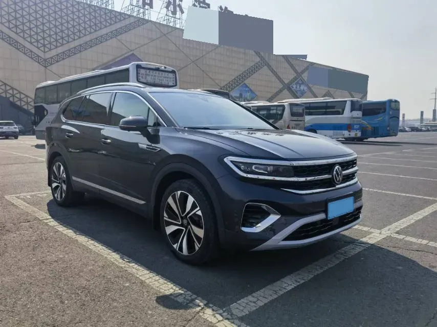 2024 Volkswagen Talagon 2.0T 220HP L4 7DCT,autocango,china used car exporter,china ev exporter,chinese used car exporter,chinese used ev exporter