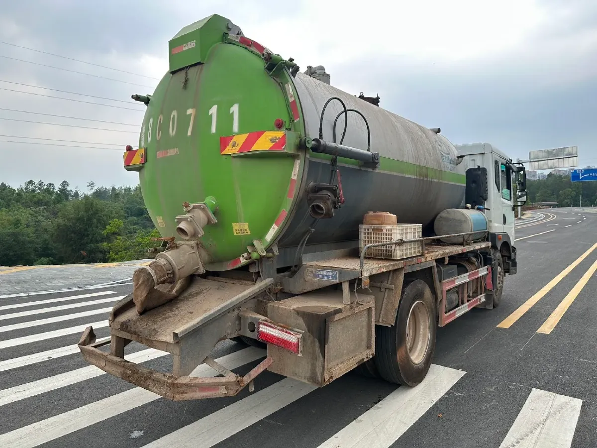 2025 Iveco DeYi 2.5T 150HP L4 5MT,autocango,china used car exporter,china ev exporter,chinese used car exporter,chinese used ev exporter