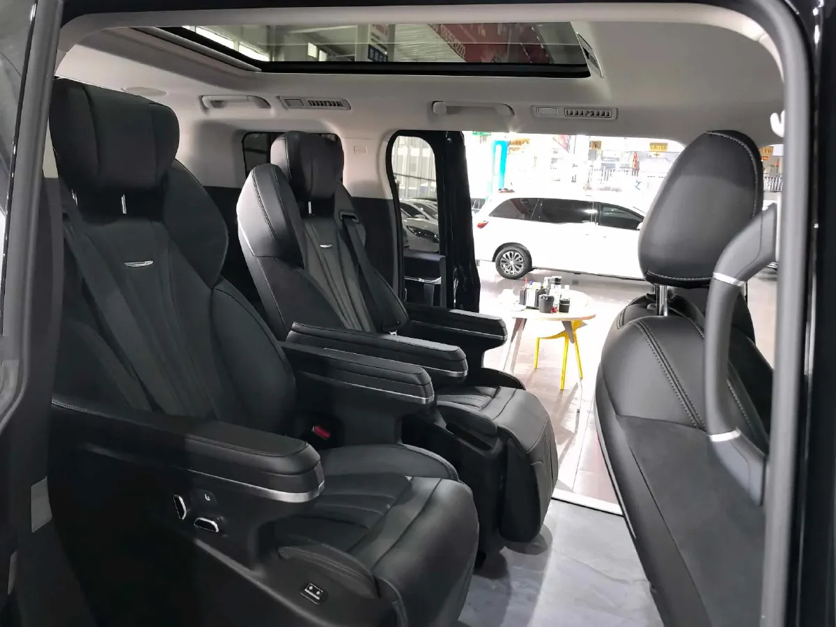 2024 HongQi HQ9 2.0T 163HP L4 1DHT PHEV,autocango,china used car exporter,china ev exporter,chinese used car exporter,chinese used ev exporter