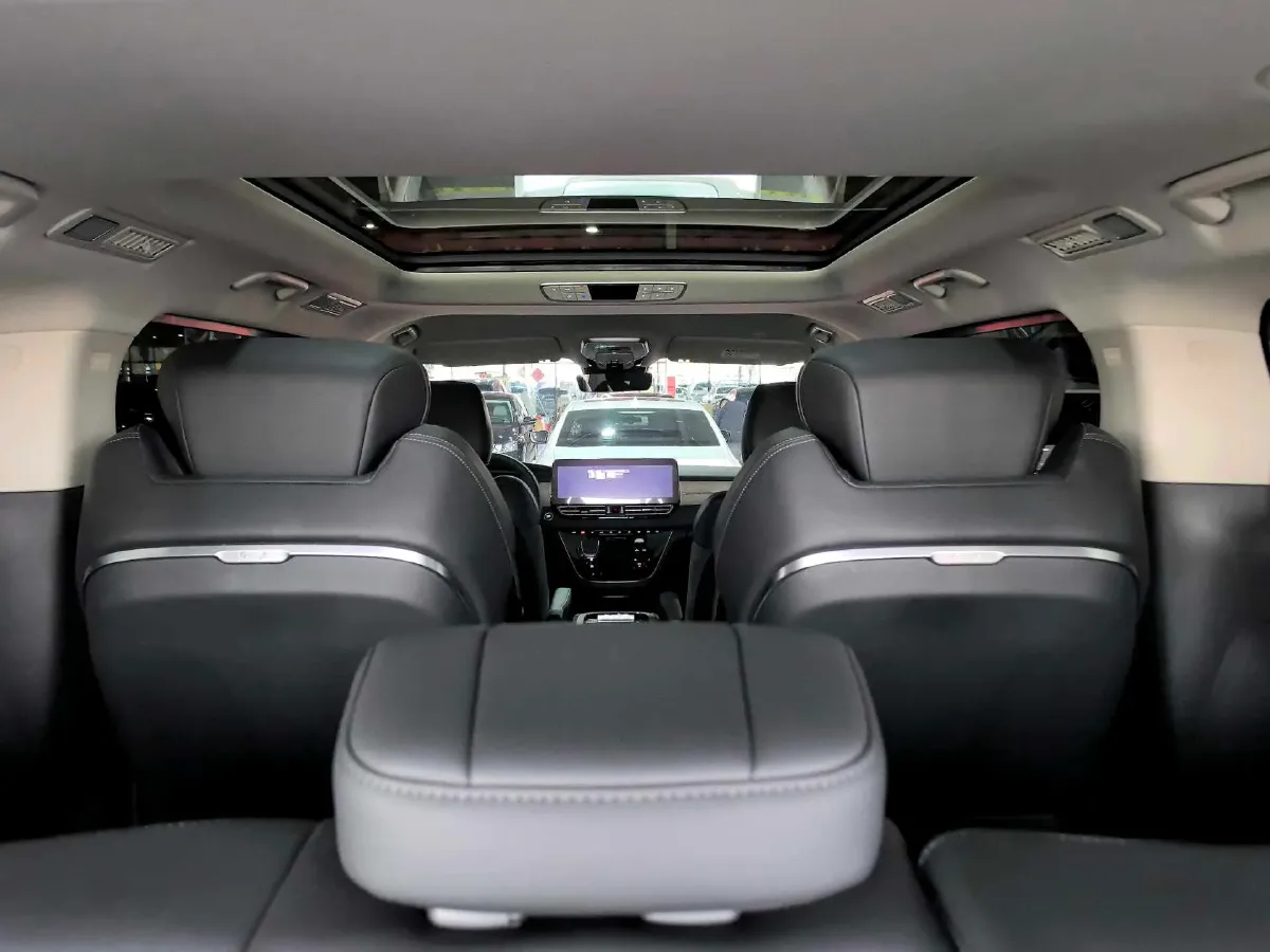 2024 HongQi HQ9 2.0T 163HP L4 1DHT PHEV,autocango,china used car exporter,china ev exporter,chinese used car exporter,chinese used ev exporter