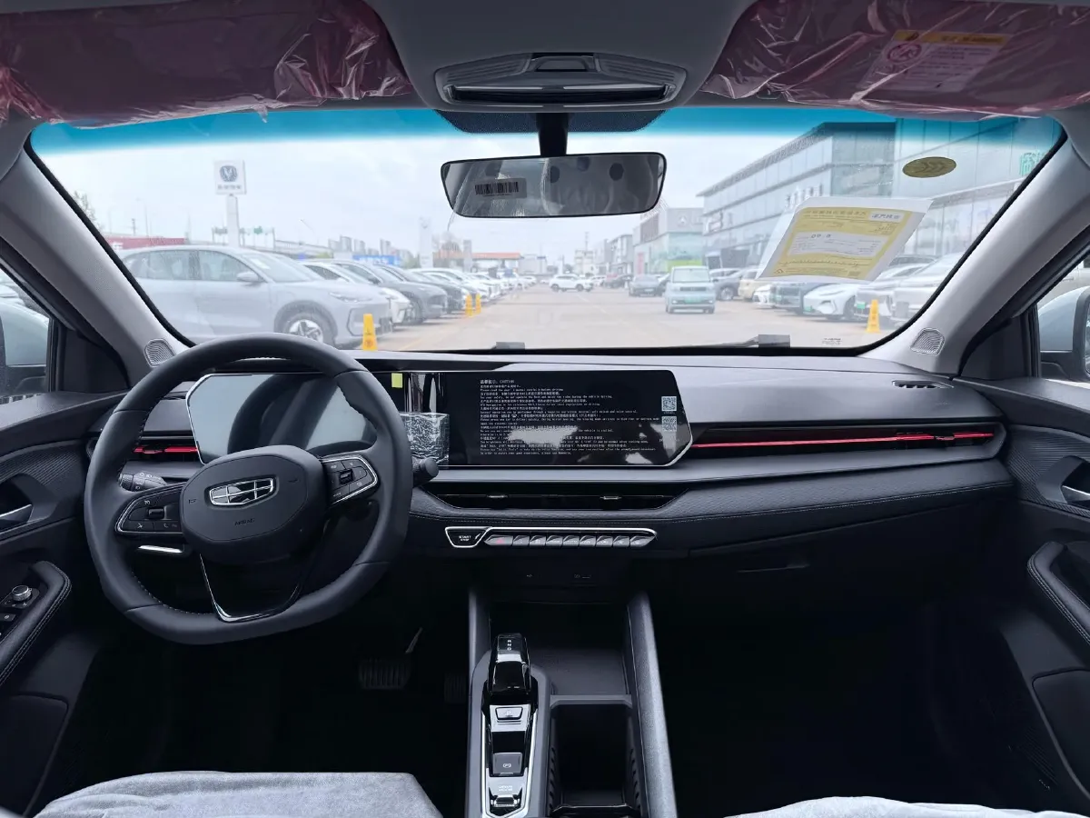 2024 Geely Binray 1.5T 181HP L4 7DCT,autocango,china used car exporter,china ev exporter,chinese used car exporter,chinese used ev exporter