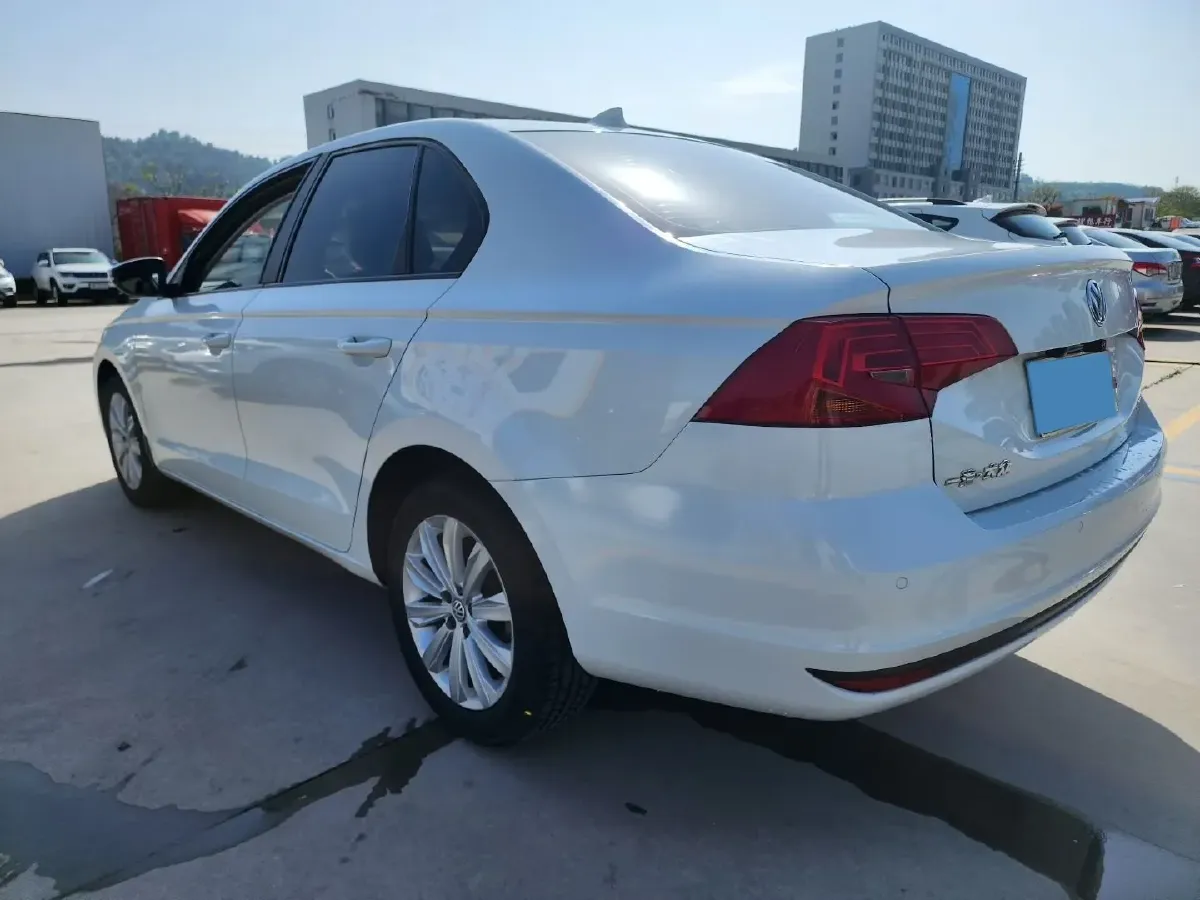 2021 Volkswagen Bora 1.5L 113HP L4 6AT,autocango,china used car exporter,china ev exporter,chinese used car exporter,chinese used ev exporter