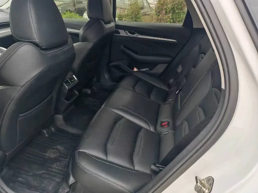 2021 Geely Preface 2.0T 190HP L4 7DCT,autocango,china used car exporter,china ev exporter,chinese used car exporter,chinese used ev exporter