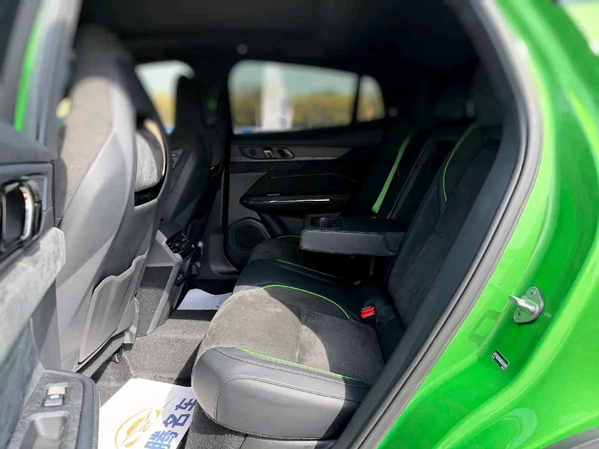 2022 LYNK&CO 05 2.0T 265HP L4 8AT,autocango,china used car exporter,china ev exporter,chinese used car exporter,chinese used ev exporter