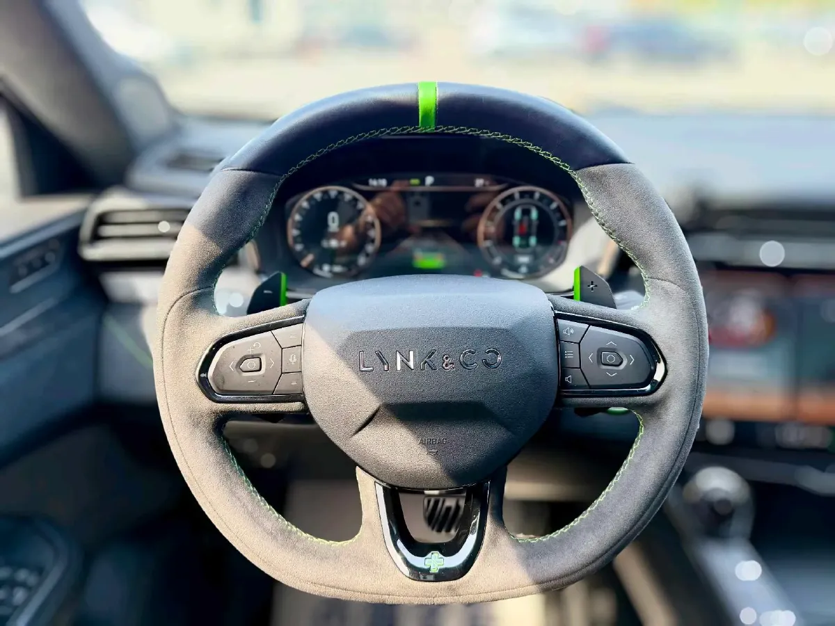 2022 LYNK&CO 05 2.0T 265HP L4 8AT,autocango,china used car exporter,china ev exporter,chinese used car exporter,chinese used ev exporter