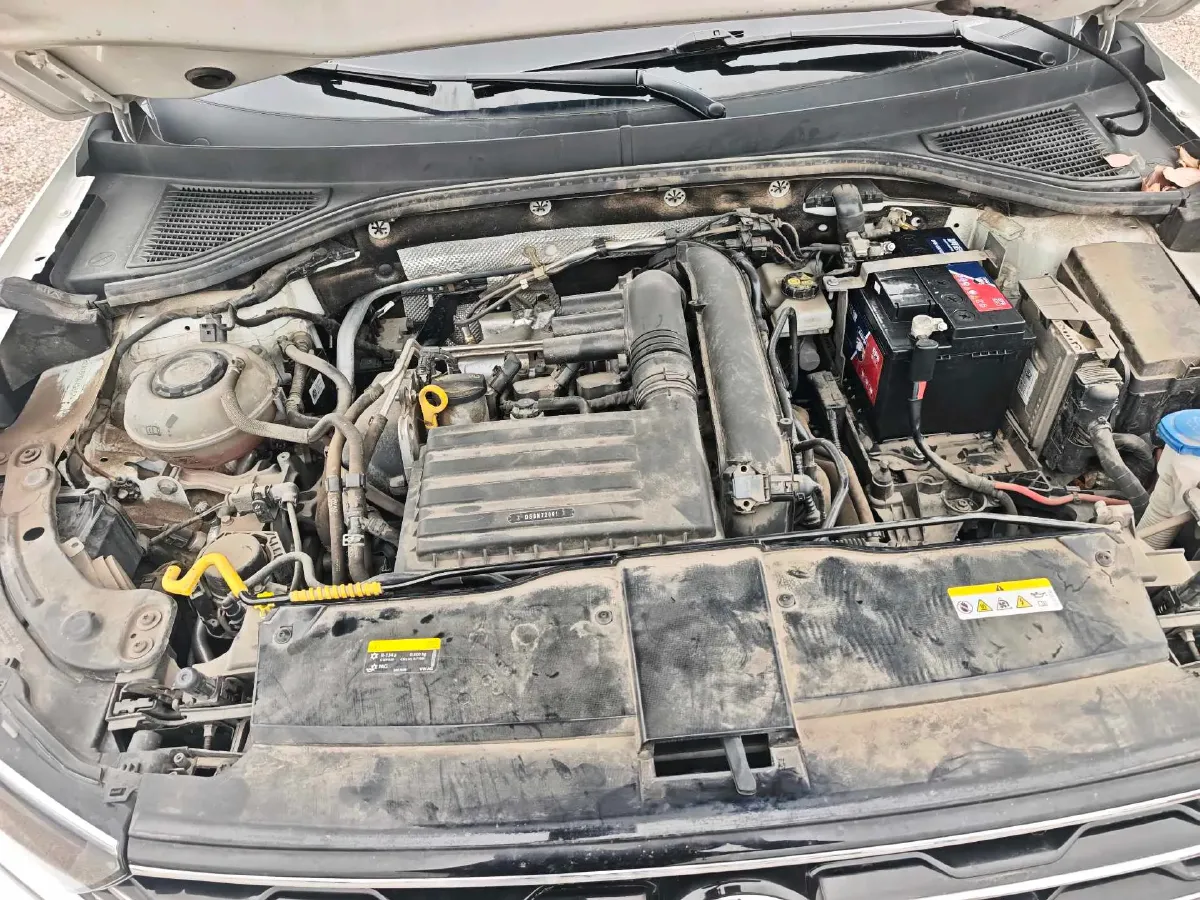 2022 Volkswagen T-Roc 1.4T 150HP L4 7DCT,autocango,china used car exporter,china ev exporter,chinese used car exporter,chinese used ev exporter