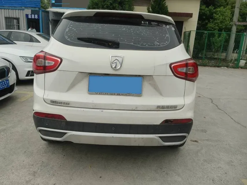 2017 BaoJun 510 1.5L 112HP L4 6MT,autocango,china used car exporter,china ev exporter,chinese used car exporter,chinese used ev exporter