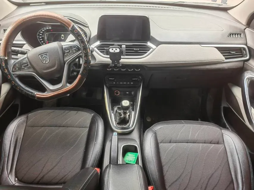 2017 BaoJun 510 1.5L 112HP L4 6MT,autocango,china used car exporter,china ev exporter,chinese used car exporter,chinese used ev exporter