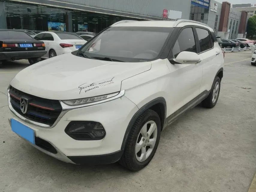 2017 BaoJun 510 1.5L 112HP L4 6MT,autocango,china used car exporter,china ev exporter,chinese used car exporter,chinese used ev exporter