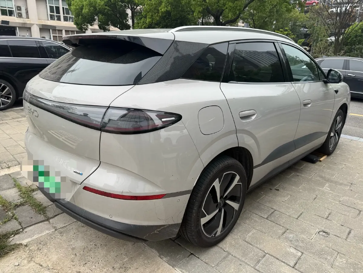 2025 LanDian E5 PLUS 1.5L 95HP L4 E-CVT PHEV,autocango,china used car exporter,china ev exporter,chinese used car exporter,chinese used ev exporter