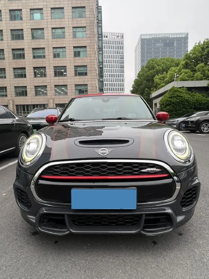 2020 MINI JCW 2.0T 231HP L4 8AT,autocango,china used car exporter,china ev exporter,chinese used car exporter,chinese used ev exporter